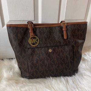 Michael Kors Jet Set tote